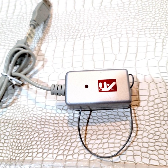 ATI Remote Wonder RF PC Multimedia Control Kit 151-V01122 With USB Receiver - Picture 6 of 9